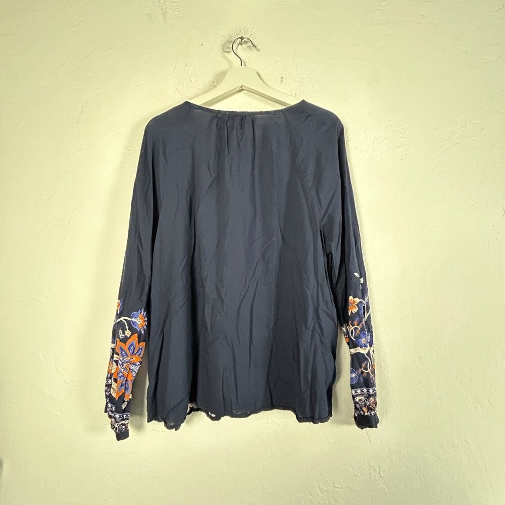 Chico's Womens Navy Floral Embroidered Boho Peasant Blouse Top Size 2.5 US 14 - Picture 2 of 7